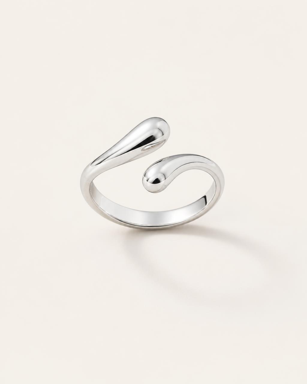 Flow No. 02 — Ring — 925 Sterling Silver